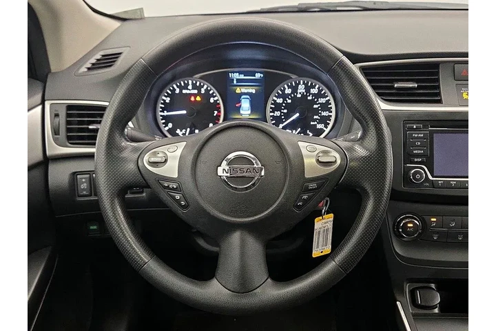 $11998 : Nissan Sentra 2018 S 4dr Sed image 10