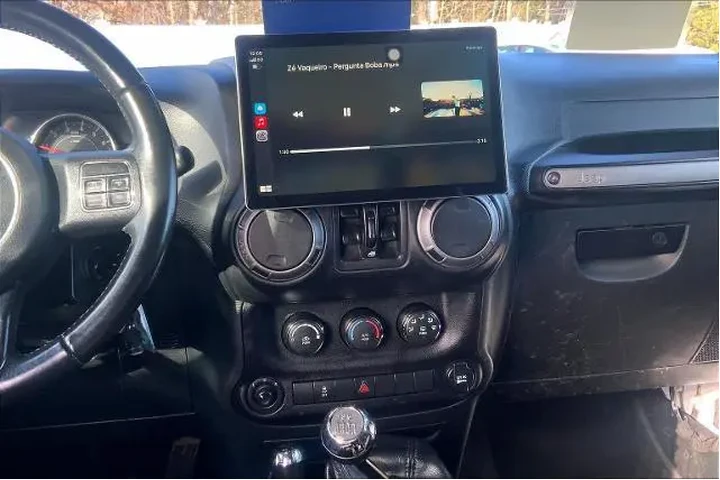 $15555 : Jeep Wrangler Unlimited 2017 image 6