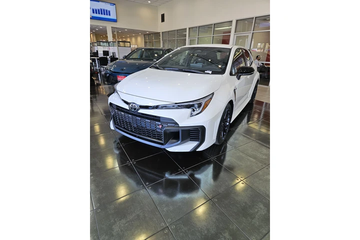 Toyota Nuevo y Semi-nuevo image 2