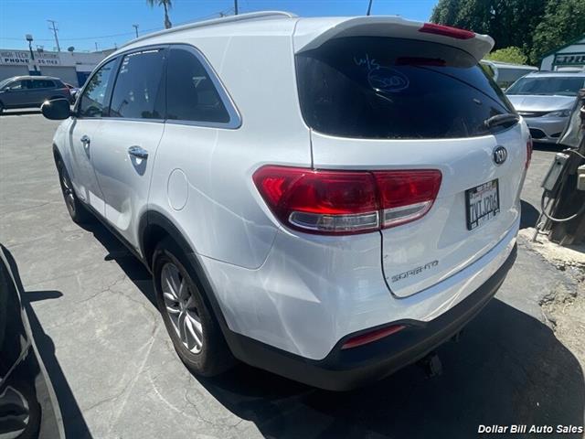 $12950 : 2016 Sorento LX V6 SUV image 5