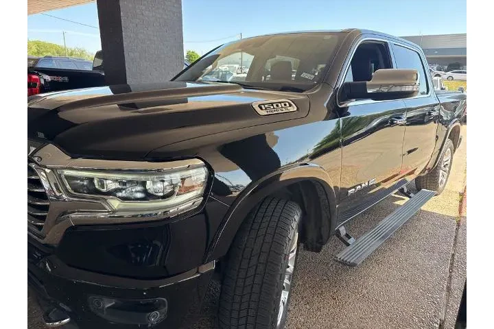 $36765 : Ram 1500 2022 4x4 Limited Lo image 1
