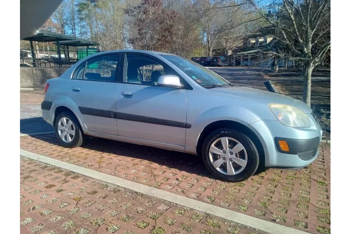 $3000 : 2009 Rio LX image 5