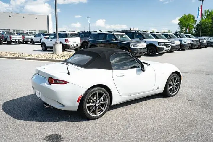 $19874 : Mazda MX-5 Miata 2016 Grand image 9