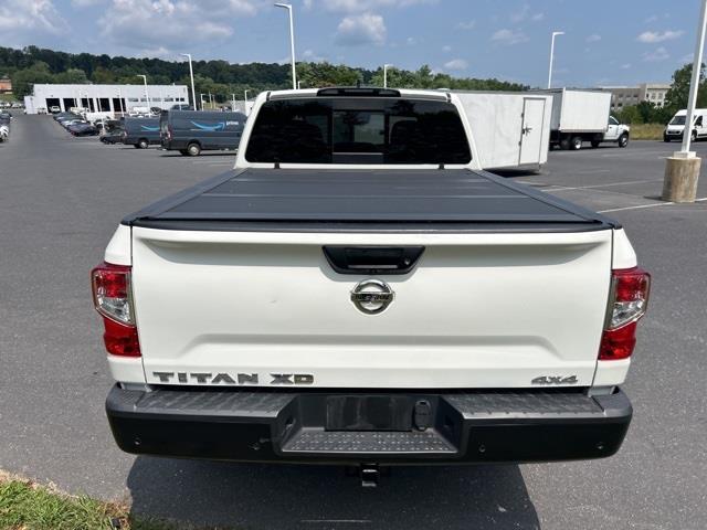 $37998 : PRE-OWNED 2022 NISSAN TITAN X image 6