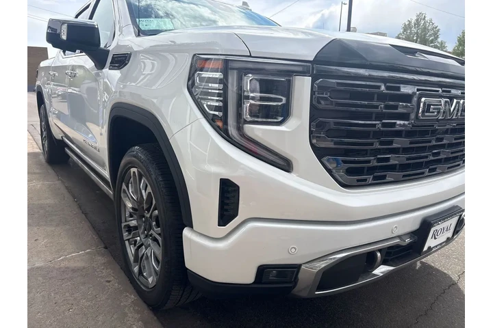 $46995 : 2025 GMC Sierra 1500 4WD Crew image 6