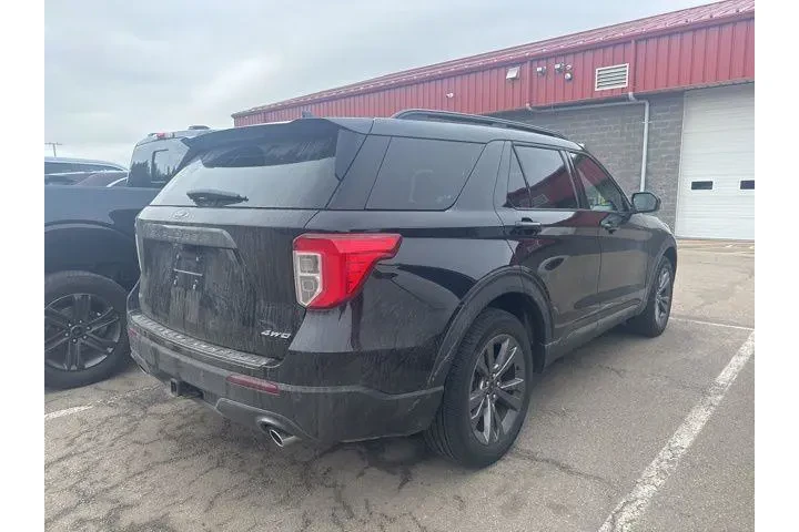 $36453 : Ford Explorer 2023 AWD XLT 4 image 7