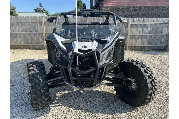 $25995 : 2024 Can-Am MAVERICK X3 RS image 10