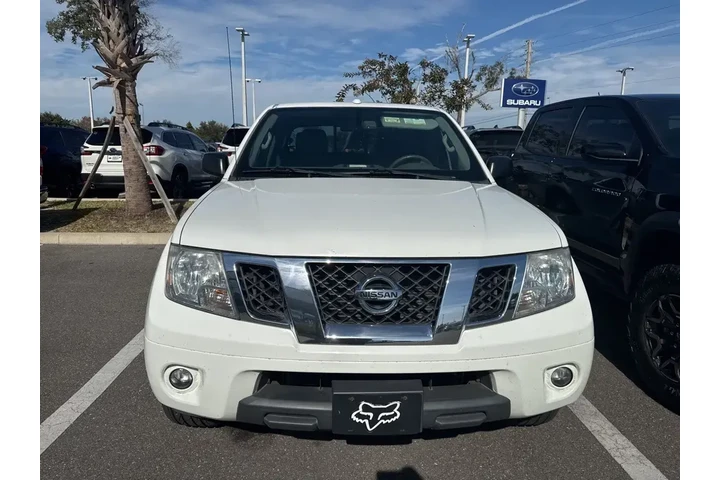 $16992 : Nissan Frontier 2016 4x2 SV image 2