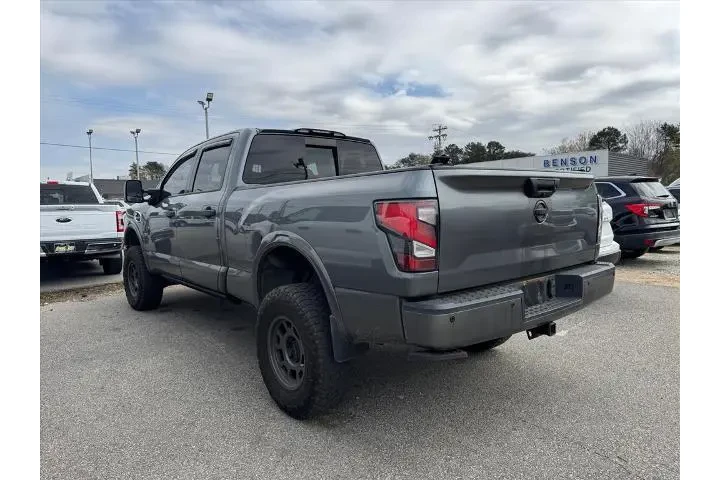$28349 : Nissan Titan XD 2017 4x4 S 4 image 8