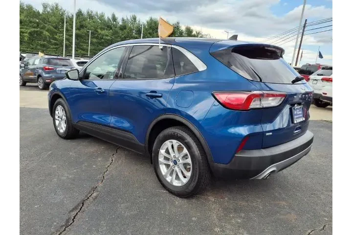 $24995 : Ford Escape 2022 AWD SE 4dr image 5
