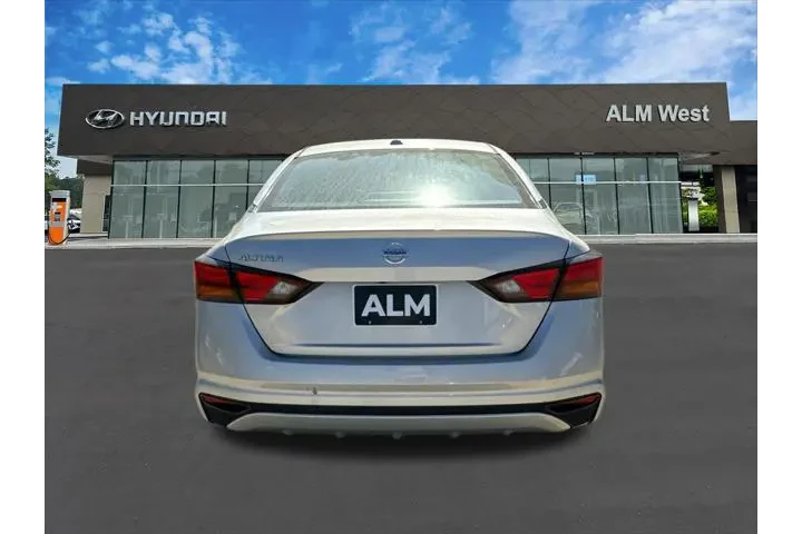 $11820 : Nissan Altima 2019 2.5 S 4dr image 6