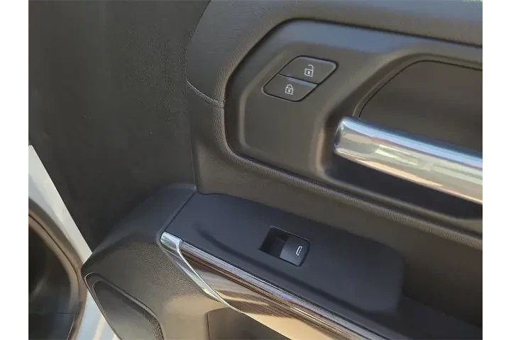 $39115 : Chevrolet Silverado 2500HD 2 image 10