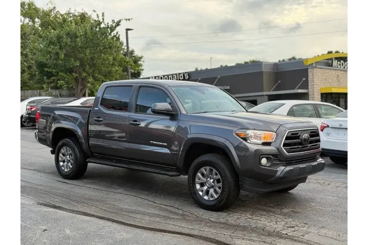 $25495 : 2019 Tacoma SR5 V6 image 5