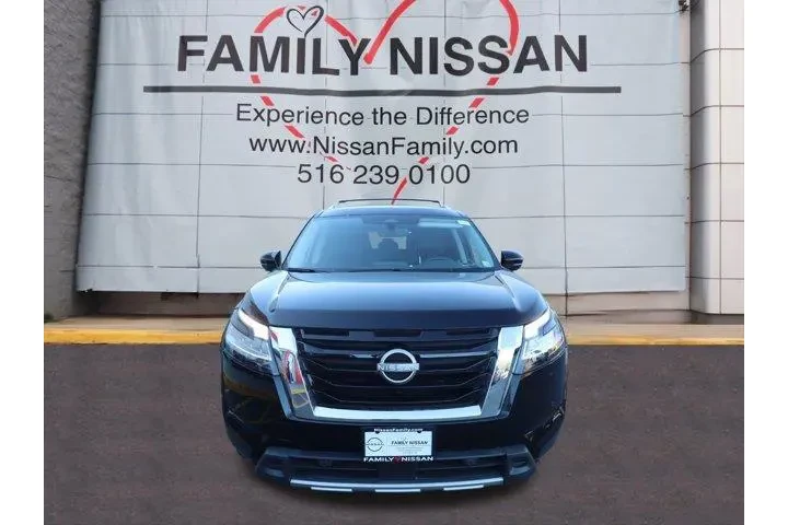 $36409 : Nissan Pathfinder 2024 AWD S image 2
