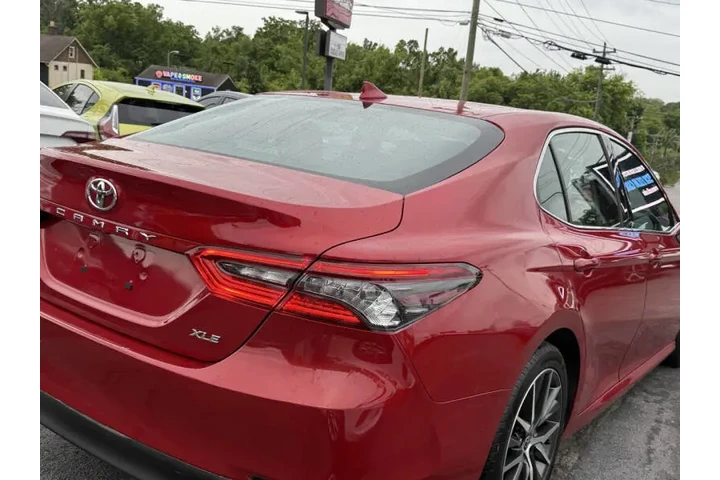 $21495 : 2023 Camry XLE image 7