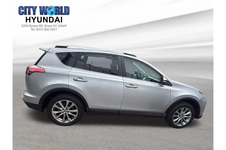 $20856 : Toyota RAV4 2016 AWD Limited image 6