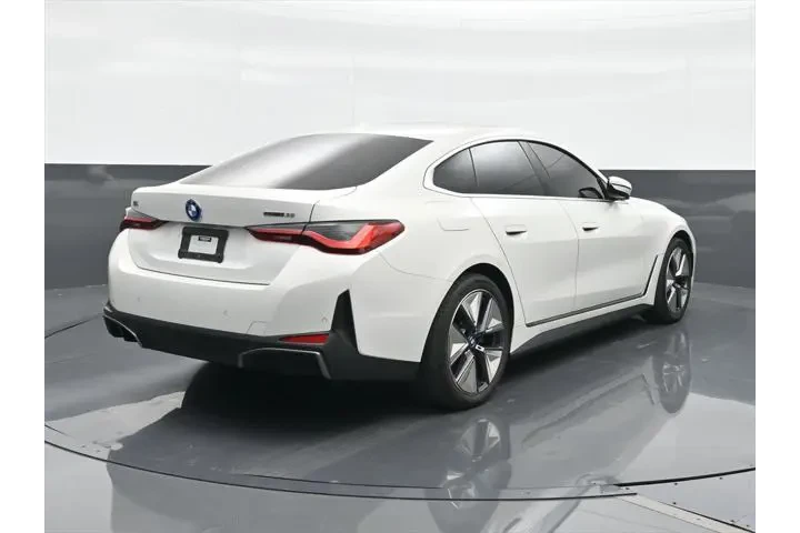 $31638 : BMW i4 2023 eDrive35 Gran Co image 5