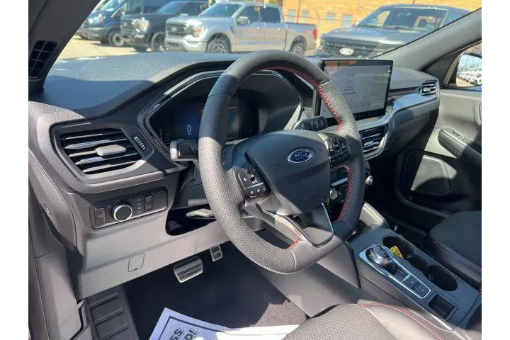 $24992 : Ford Escape 2023 AWD ST-Line image 7