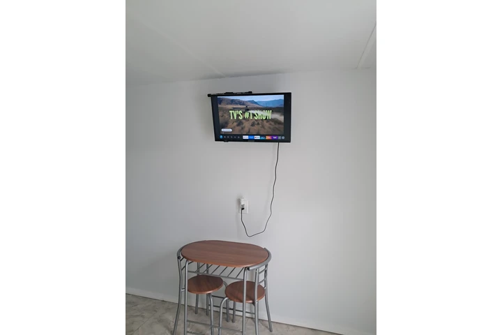 $1000 : EFFICENCE .MIAMI GARDENS image 9