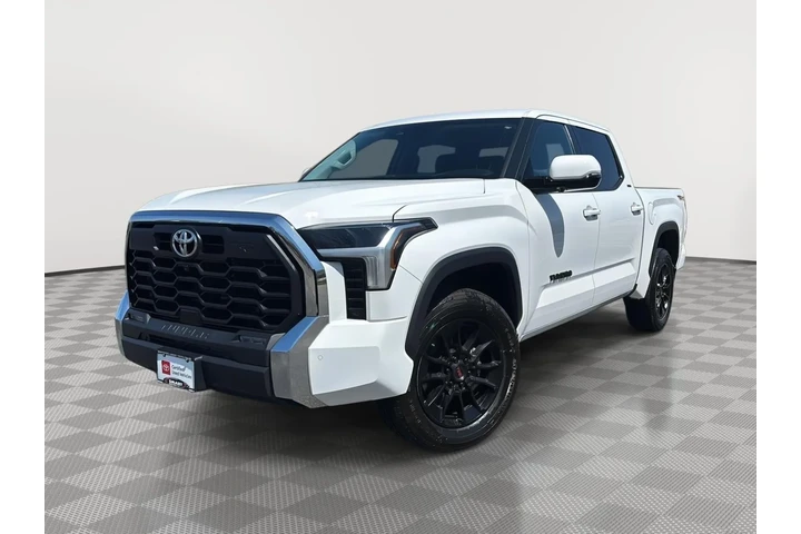 2023 Tundra SR5 image 1