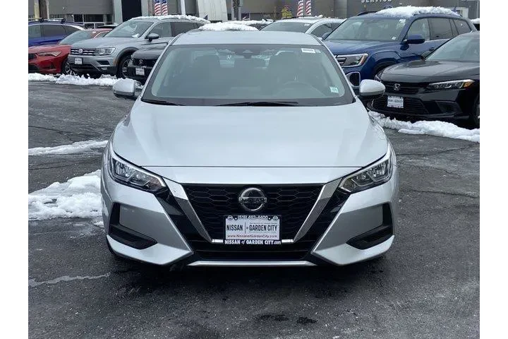 $14979 : Nissan Sentra 2023 SV 4dr Se image 2