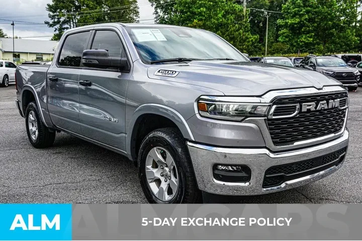 $39220 : Ram 1500 2025 4x4 Big Horn 4 image 4