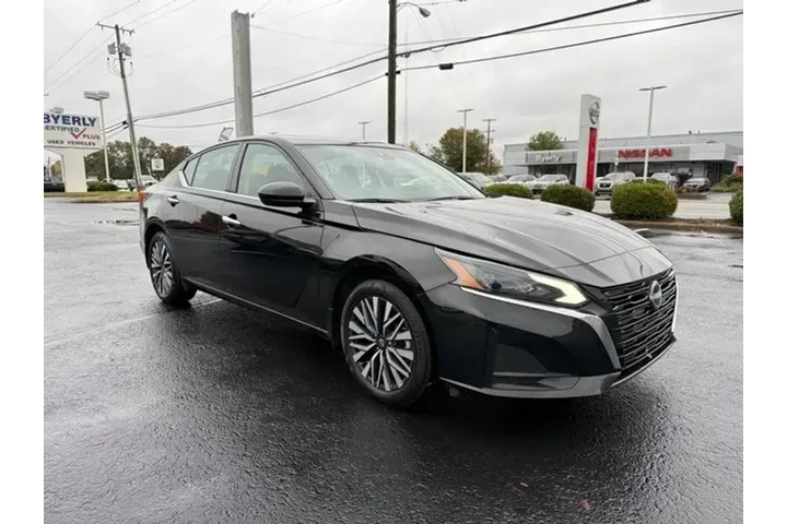 $21000 : Nissan Altima 2023 AWD 2.5 S image 2