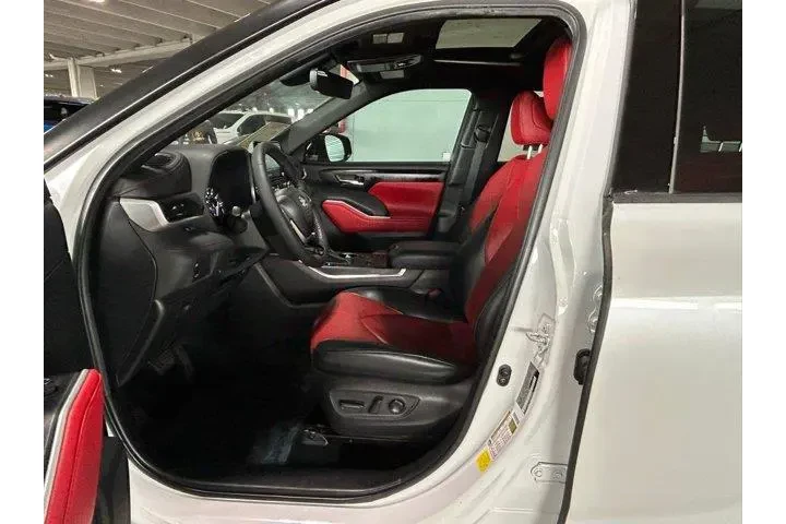 $32995 : Toyota Highlander 2022 XSE 4 image 6