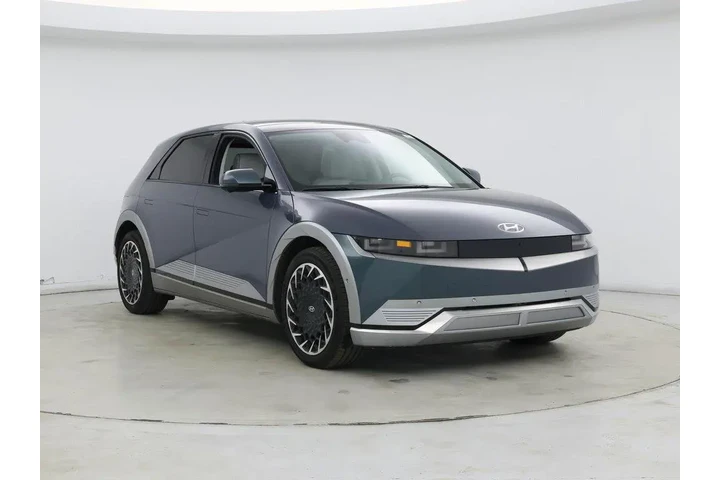 $31998 : Hyundai IONIQ 5 2023 AWD Lim image 1