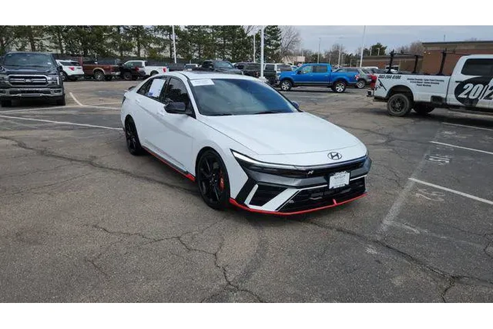$34513 : Hyundai ELANTRA N 2025 4dr S image 2