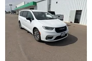 Chrysler Pacifica Plug-In Hy en Kings County