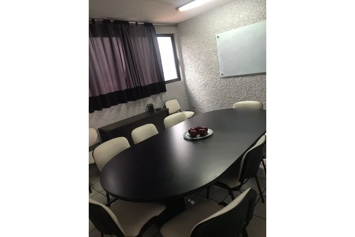 $200 : SALA DE JUNTAS EN GUSTAVO BAZ image 3