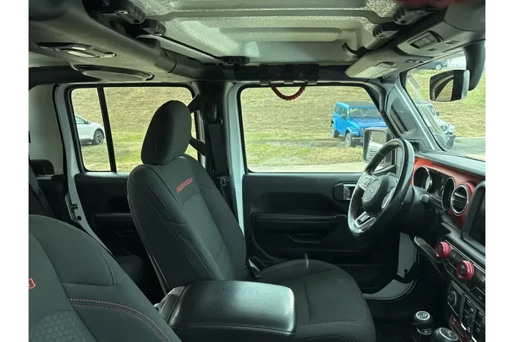 $32988 : Jeep Gladiator 2020 4x4 Laun image 4