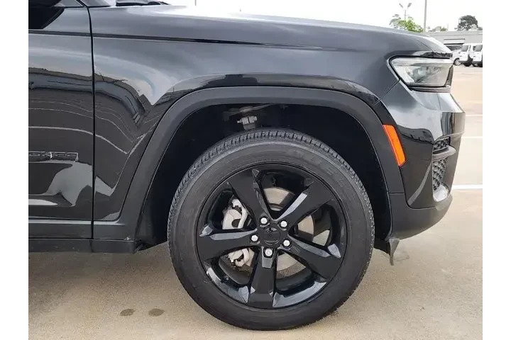 $30591 : Jeep Grand Cherokee 2023 4x2 image 8