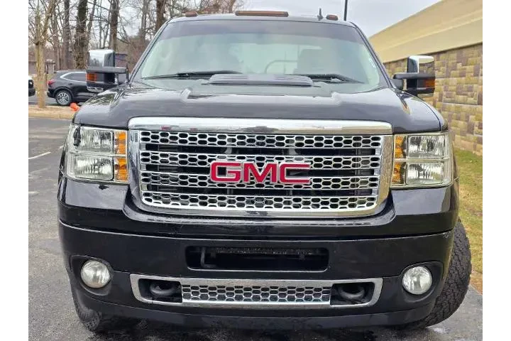 $25460 : GMC Sierra 2500HD 2014 4x4 D image 4