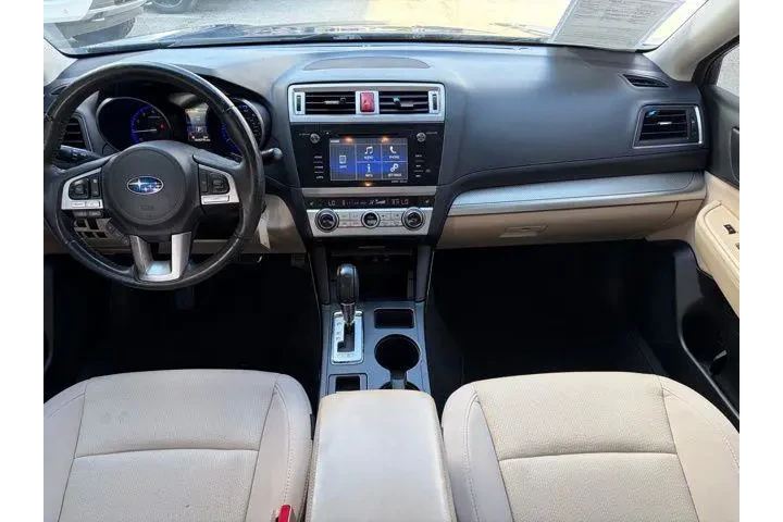 $7625 : Subaru Legacy 2016 AWD 2.5i image 9