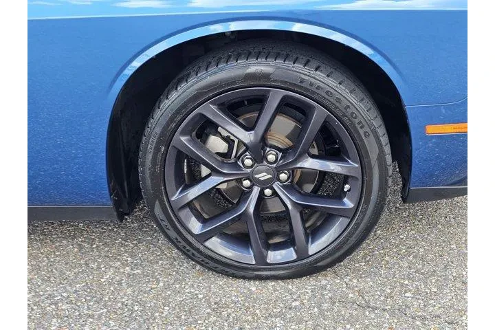 $25999 : Dodge Challenger 2023 SXT 2d image 5