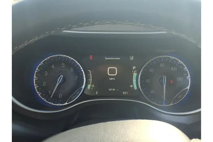 $27406 : Chrysler Pacifica 2024 Touri image 10