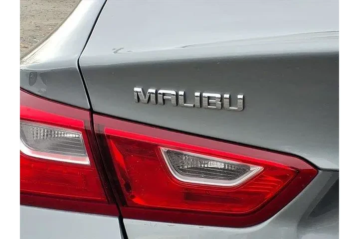 $18987 : Chevrolet Malibu 2024 LT 4dr image 8