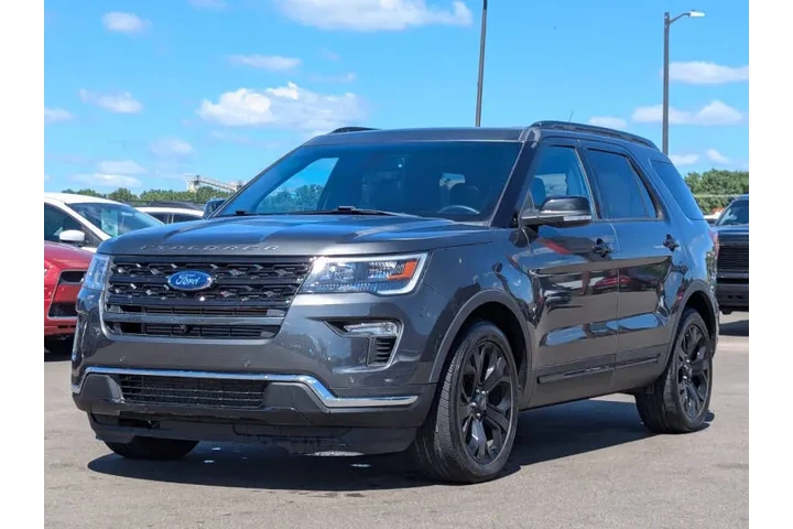 $18572 : 2019 Explorer Sport image 8