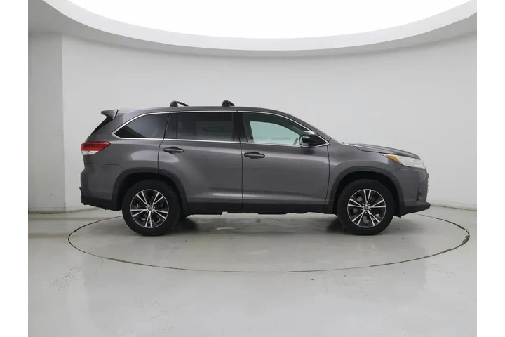 $22998 : Toyota Highlander 2019 LE 4d image 7
