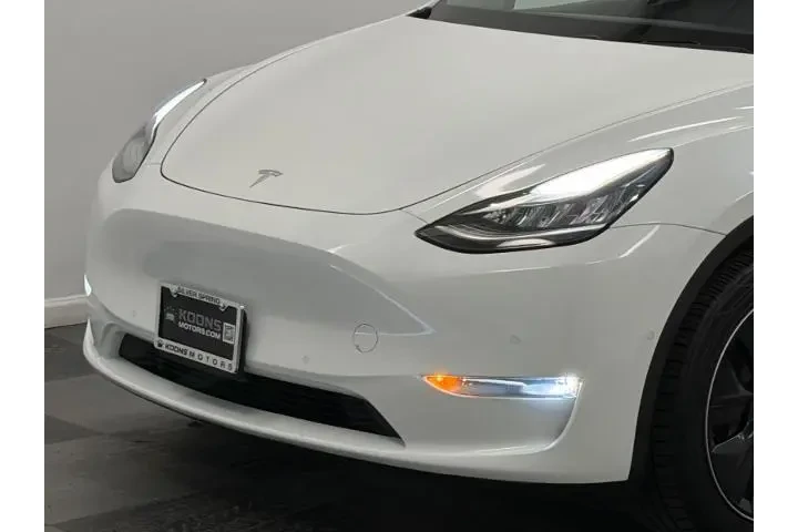 $24750 : Tesla Model Y 2021 AWD Long image 2