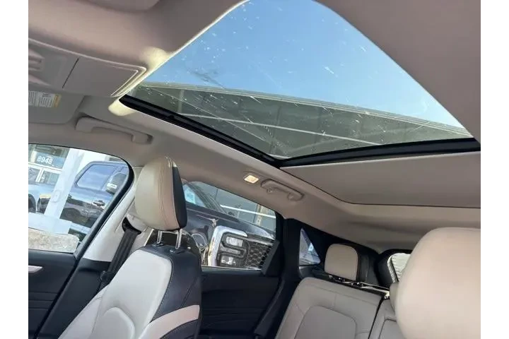 $18240 : Ford Escape 2021 SEL 4dr SUV image 10