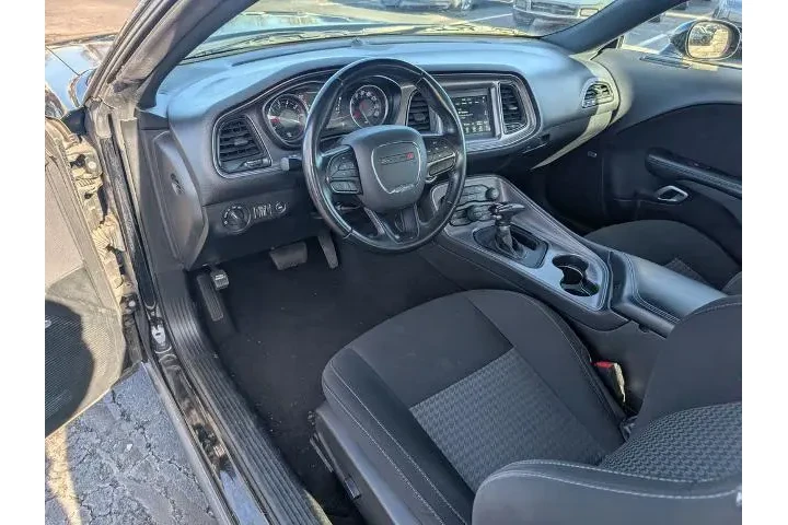 $26500 : Dodge Challenger 2023 GT 2dr image 8