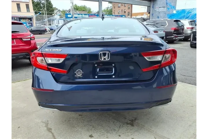$17499 : Honda Accord 2020 LX 4dr Sed image 6