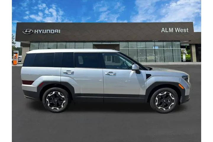 $28820 : Hyundai SANTA FE 2025 SE 4dr image 4