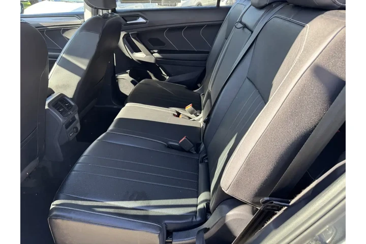 $19990 : Volkswagen Tiguan 2024 Wolfs image 7
