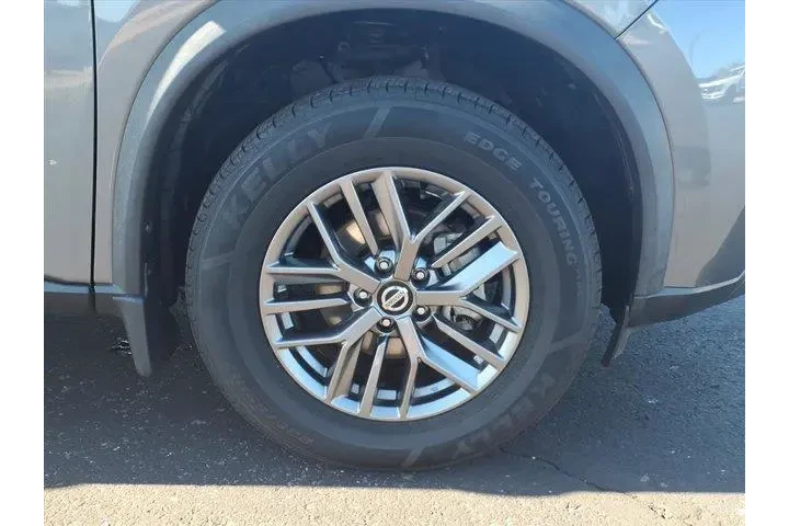 $19059 : Nissan Rogue 2021 AWD S 4dr image 9