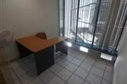 $4640 : oficinas en renta thumbnail