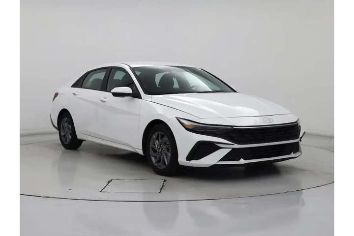 $18998 : Hyundai ELANTRA 2024 SEL 4dr image 1